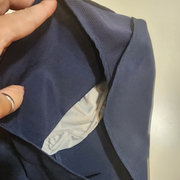 NIKE Dri Fit  Women's Navy blue running Short size M - Picture 2 of 11